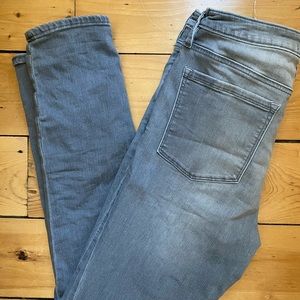Athleta size 12 sculptek jeans.